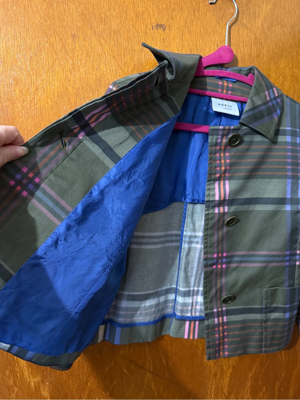 EUC Akris Punto Green Plaid Cropped Jacket - Size 6 - Picture 9 of 13